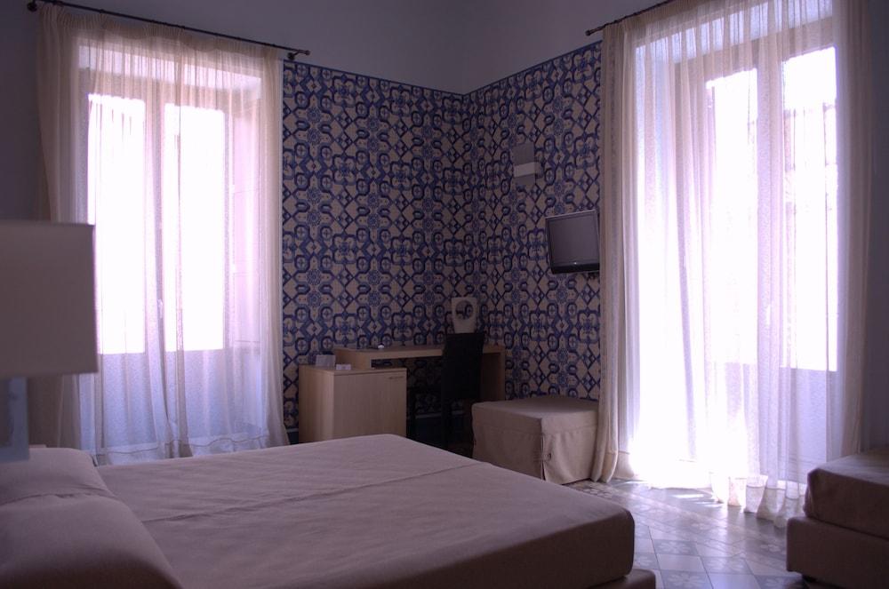 Hotel Vittorio Veneto Ragusa Exterior photo